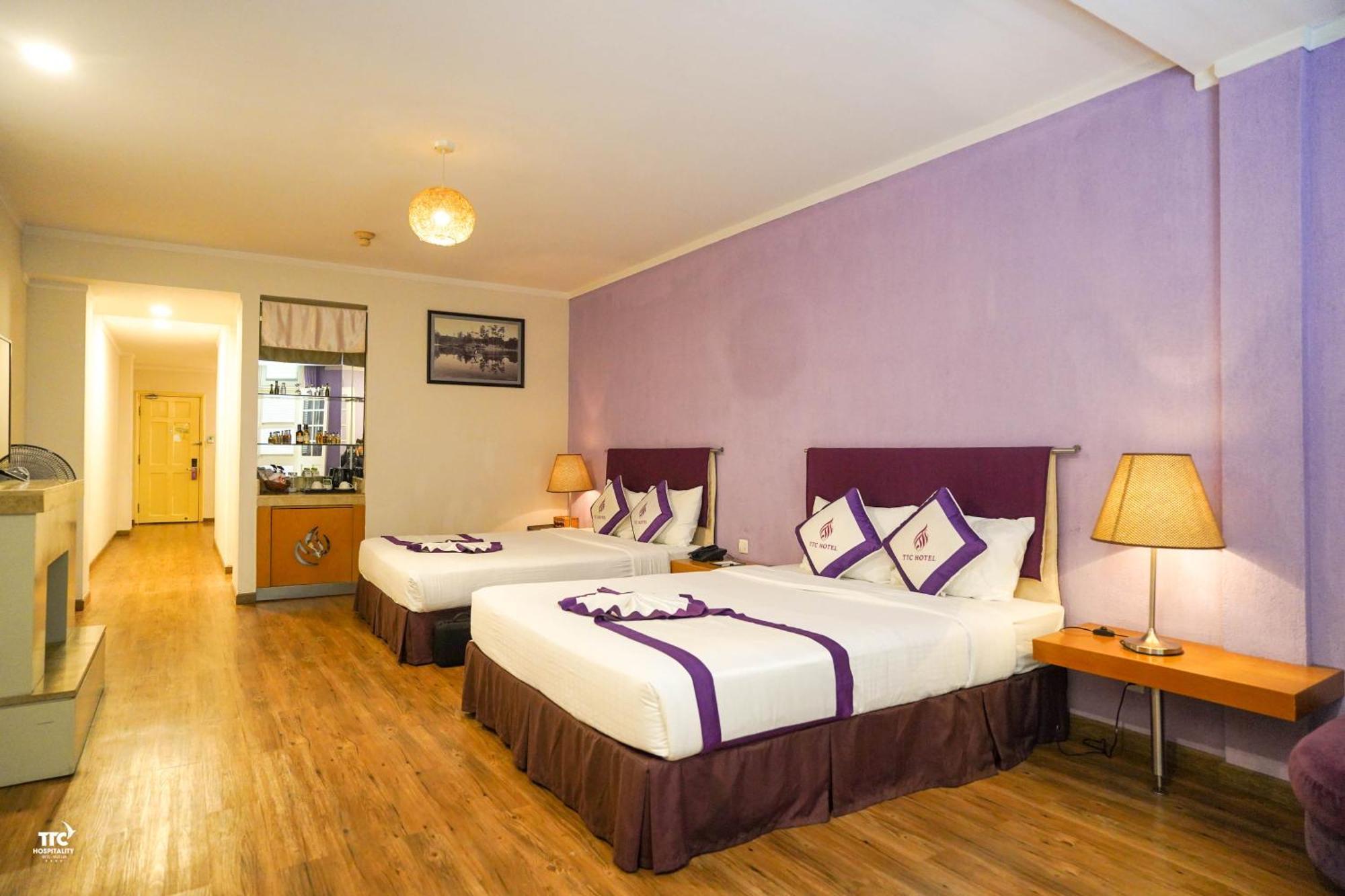 Ttc Hotel - Ngoc Lan Dalat Bagian luar foto