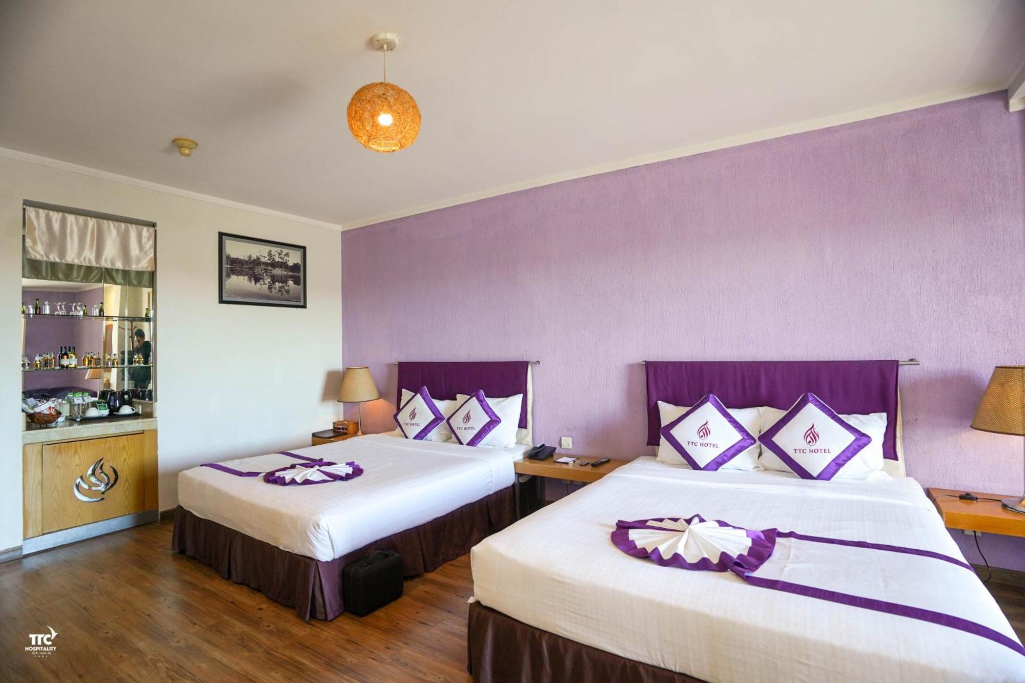 Ttc Hotel - Ngoc Lan Dalat Bagian luar foto