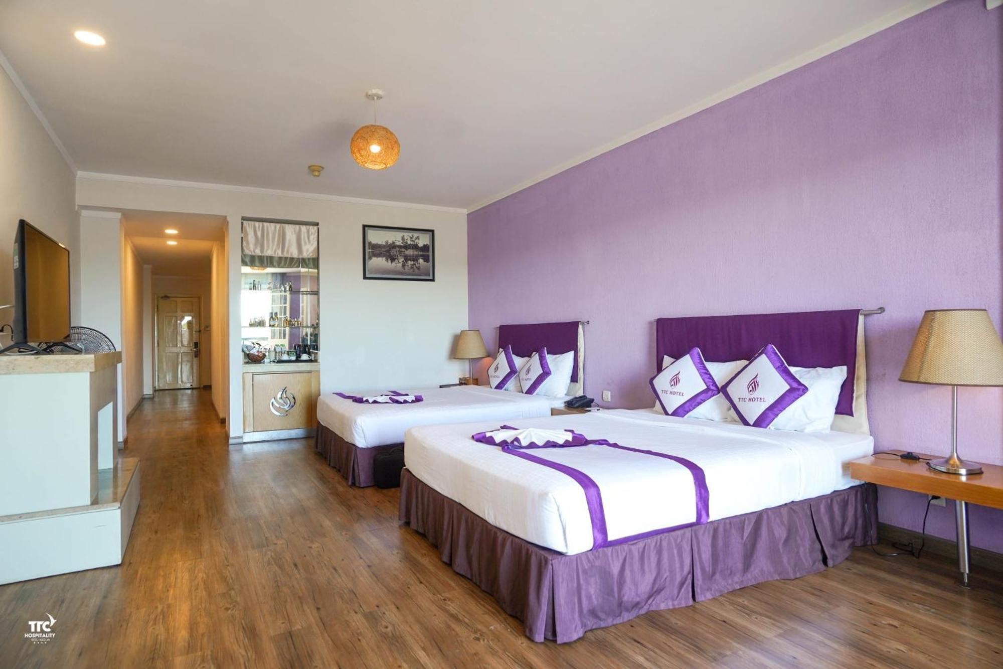 Ttc Hotel - Ngoc Lan Dalat Bagian luar foto