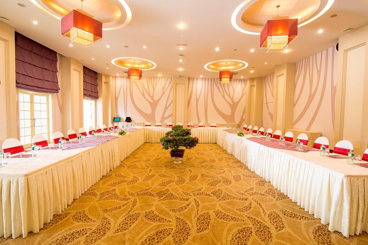 Ttc Hotel - Ngoc Lan Dalat Bagian luar foto